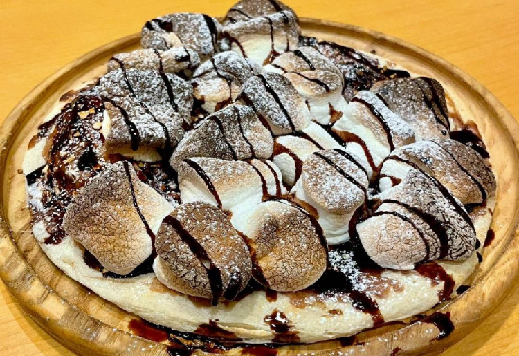 チョコナッツマシュマロピザ